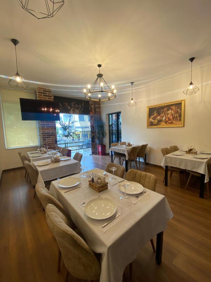 Peaky Hotel Durrës Eksteriør billede