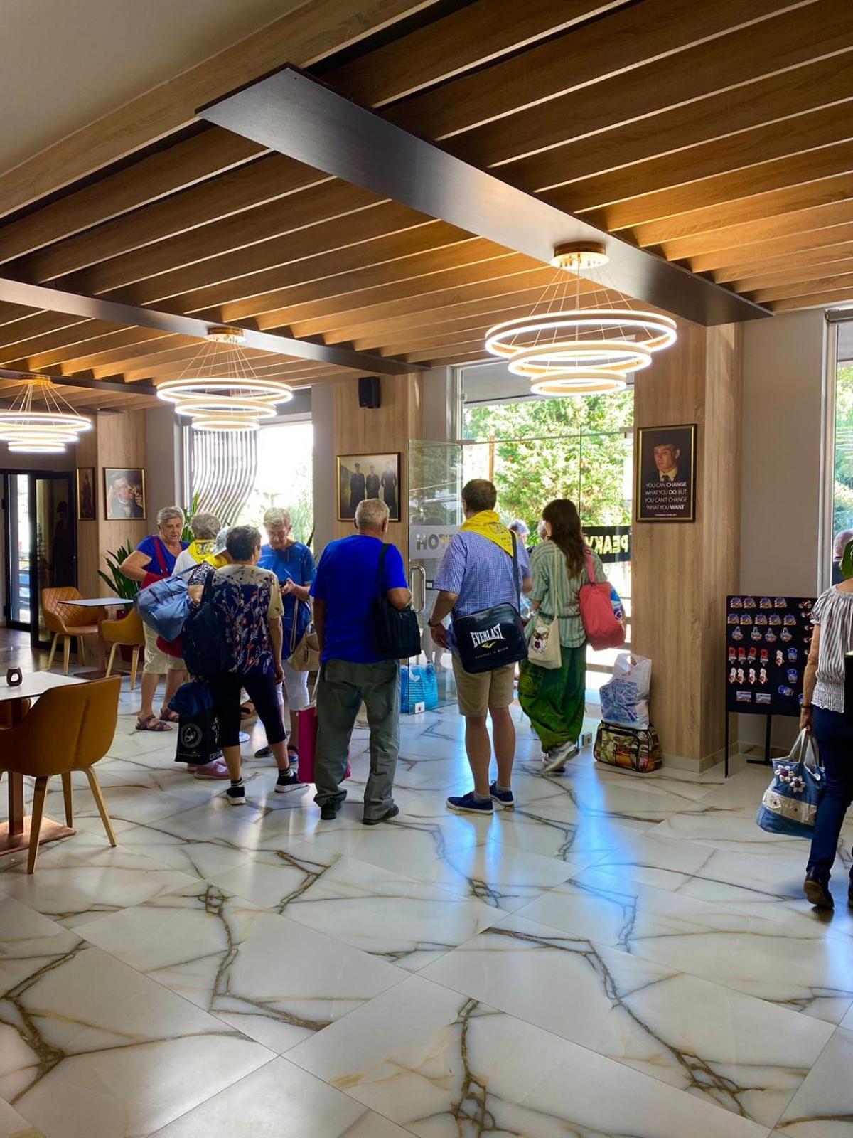 Peaky Hotel Durrës Eksteriør billede