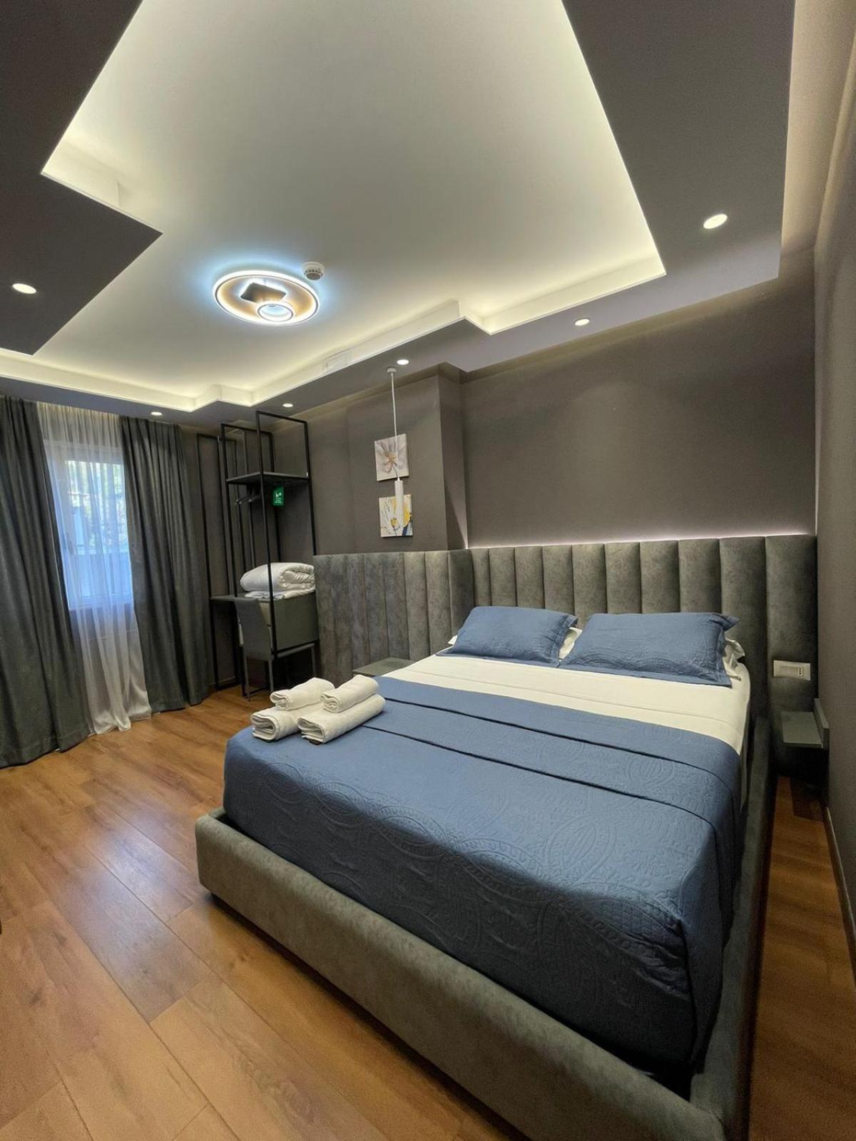 Peaky Hotel Durrës Eksteriør billede