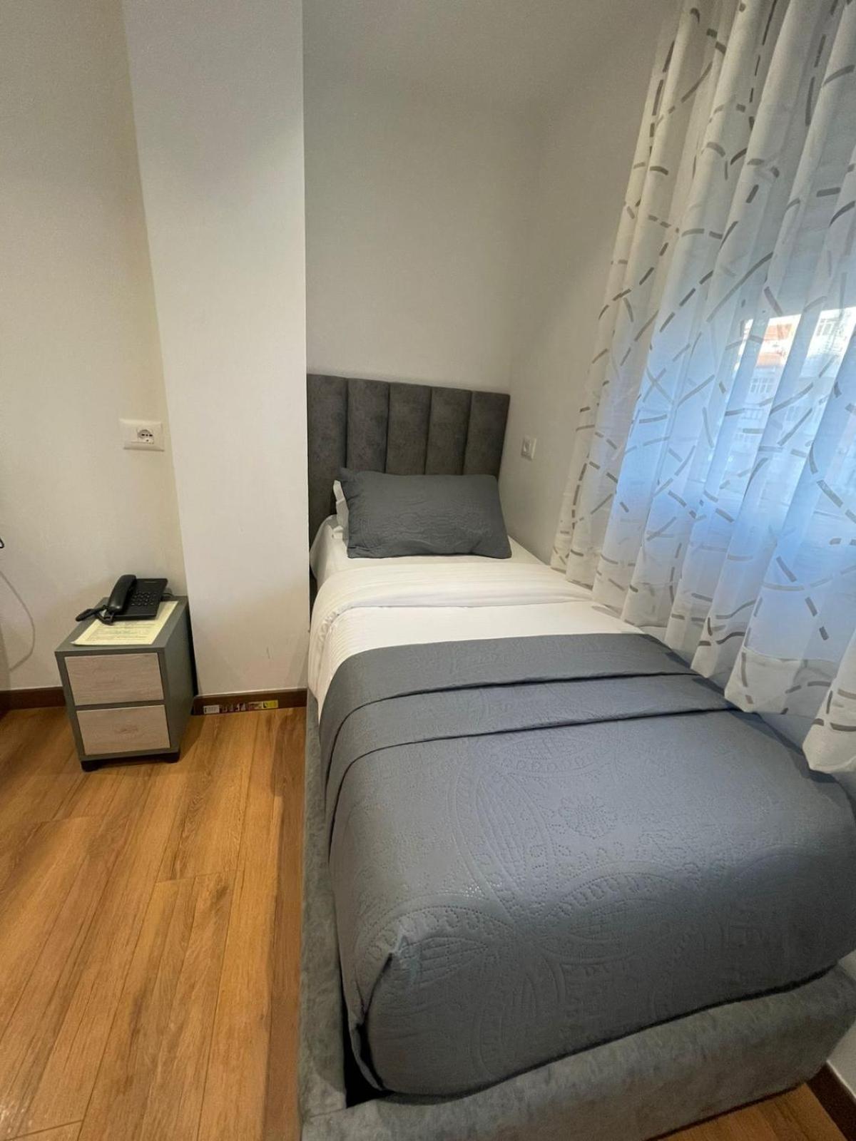 Peaky Hotel Durrës Eksteriør billede